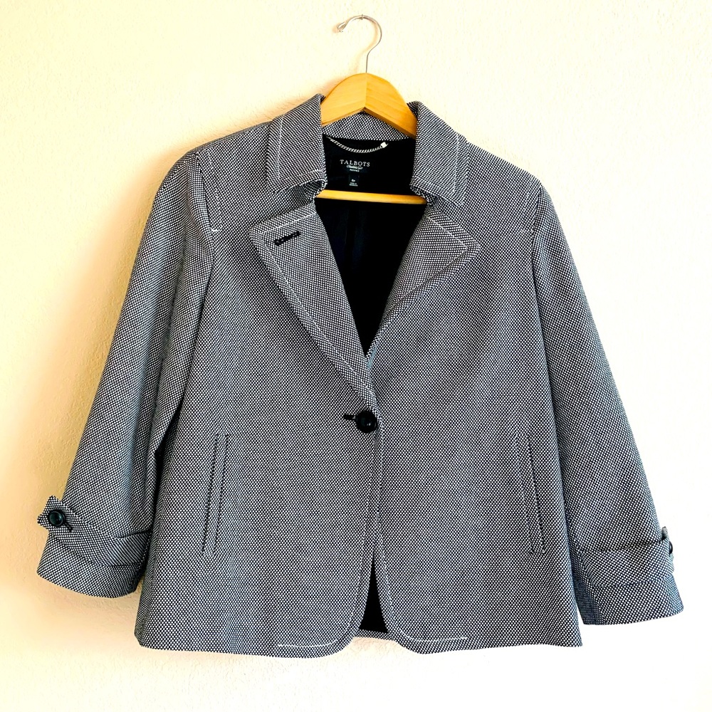 Talbots Beautiful Jacket/Blazer In NEW Condition Size 6 Petite